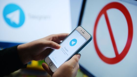 Власти Крыма ввели частичные ограничения для WhatsApp и Telegram